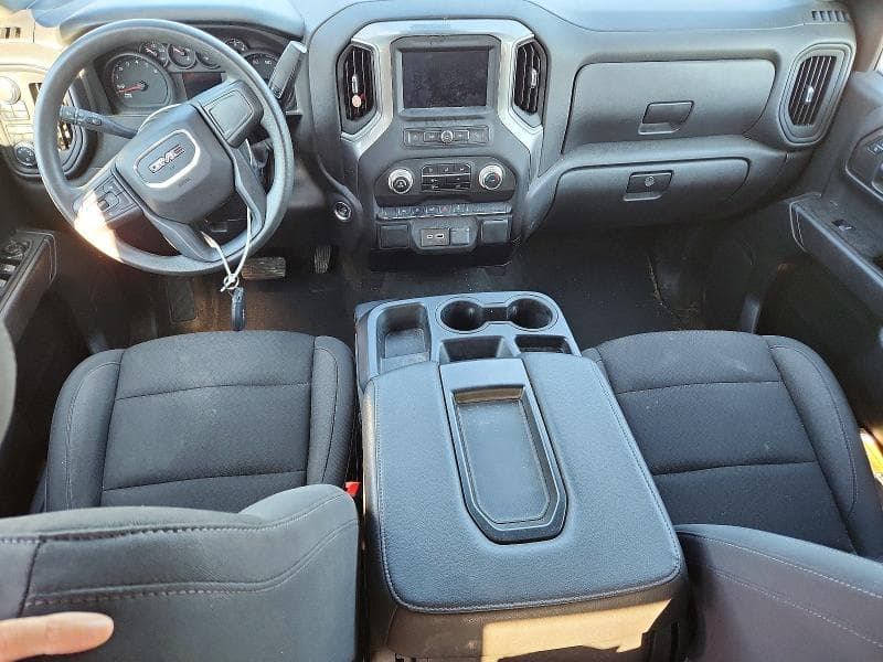 2025 GMC SIERRA K1500 8