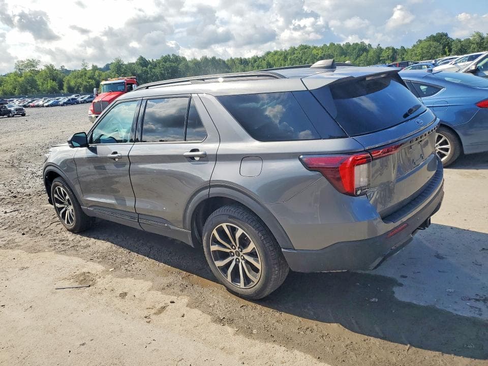 2025 FORD EXPLORER ST-LINE 2