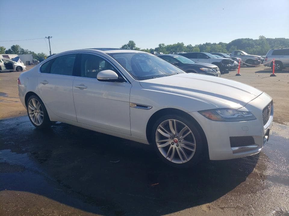 2018 JAGUAR XF PORTFOLIO LE 4