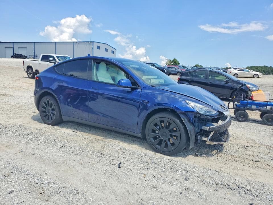 2022 TESLA MODEL Y 4