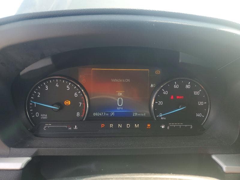 2021 FORD EXPLORER XLT 9