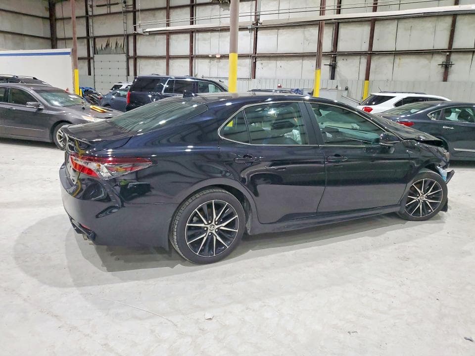 2024 TOYOTA CAMRY SE 3