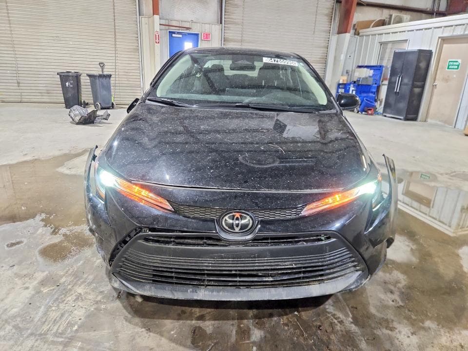 2026 TOYOTA COROLLA LE 5