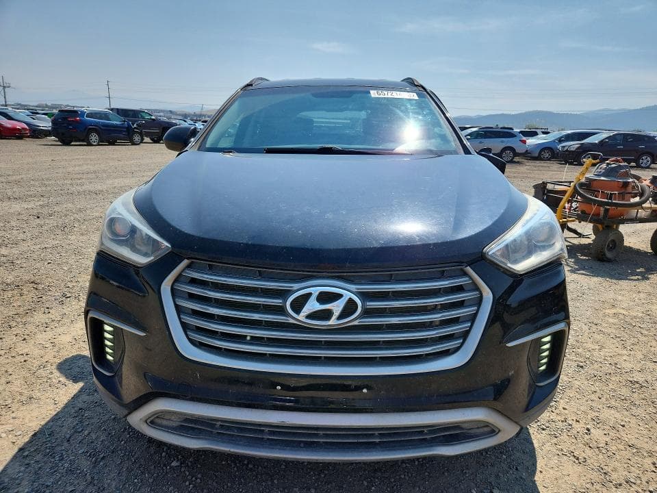 2017 HYUNDAI SANTA FE SE 5