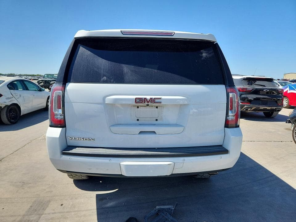 2017 GMC YUKON SLT 6