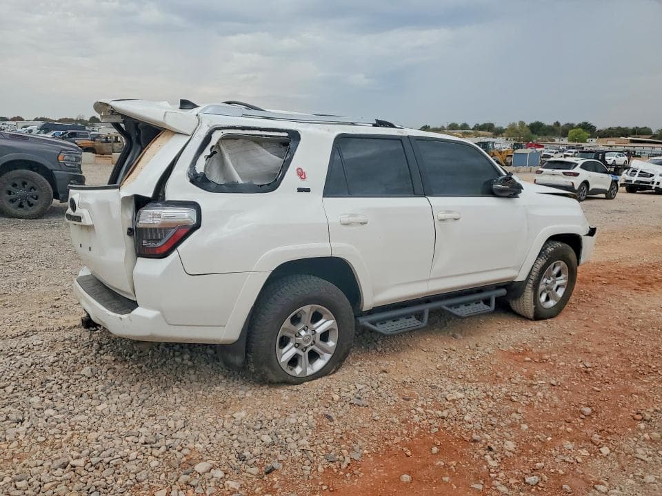 2018 TOYOTA 4RUNNER SR5 PREMIUM 3