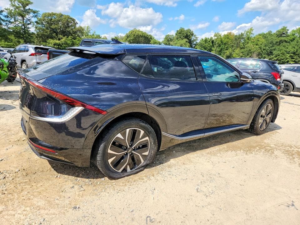 2024 KIA EV6 WIND 3