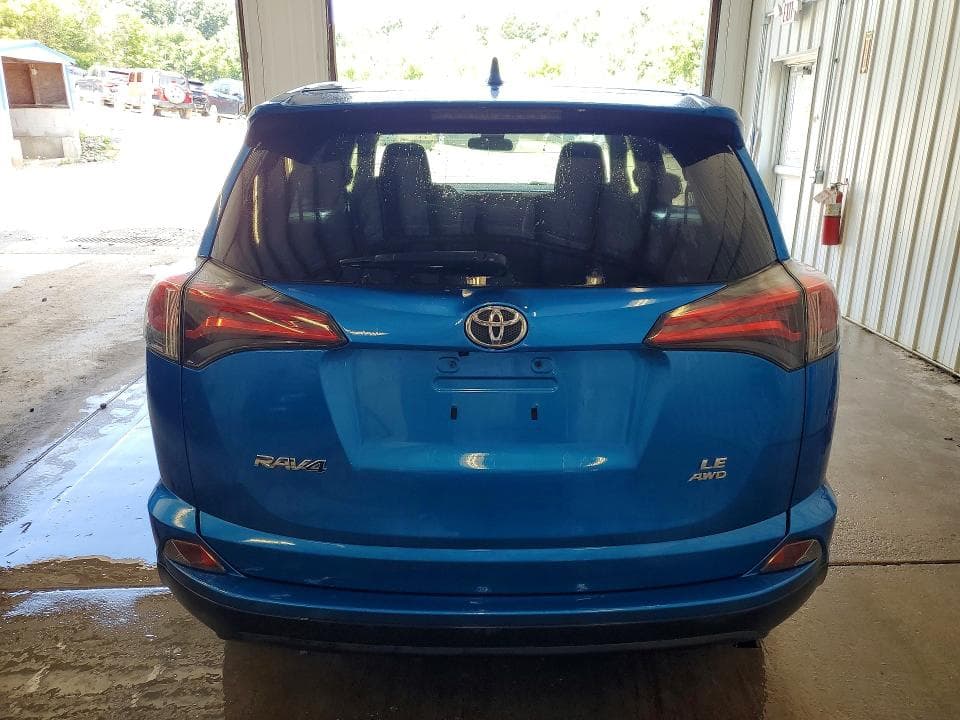 2017 TOYOTA RAV4 LE 6