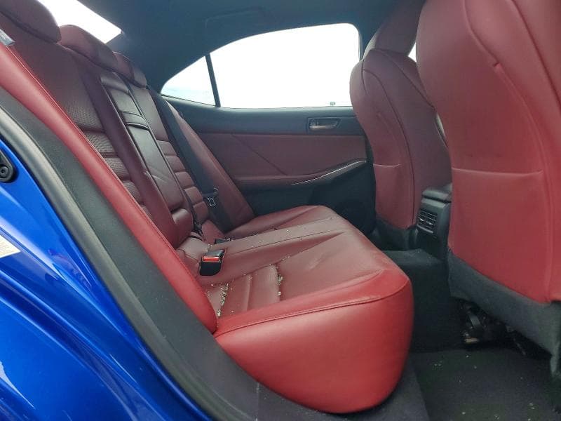 2018 LEXUS IS 300 10
