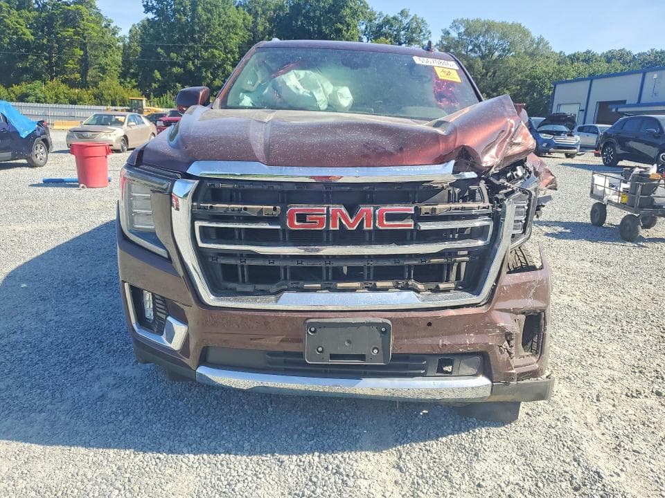 2023 GMC YUKON SLT 5