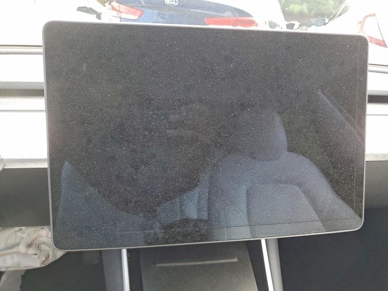 2019 TESLA MODEL 3 9