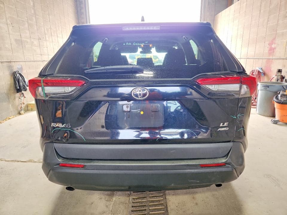 2019 TOYOTA RAV4 LE 6