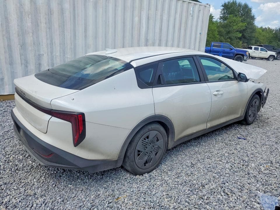2025 KIA K4 LX 3
