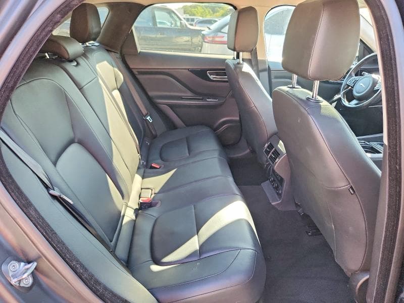 2018 JAGUAR F-PACE PREMIUM 11