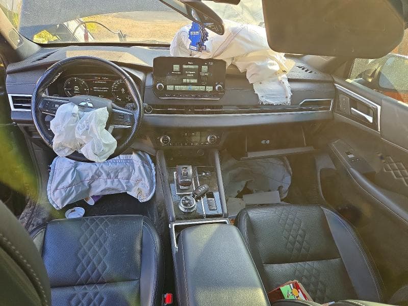 2024 MITSUBISHI OUTLANDER SEL 8