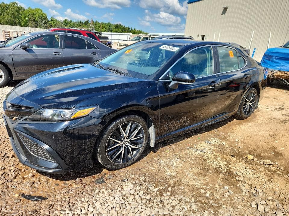 2022 TOYOTA CAMRY SE