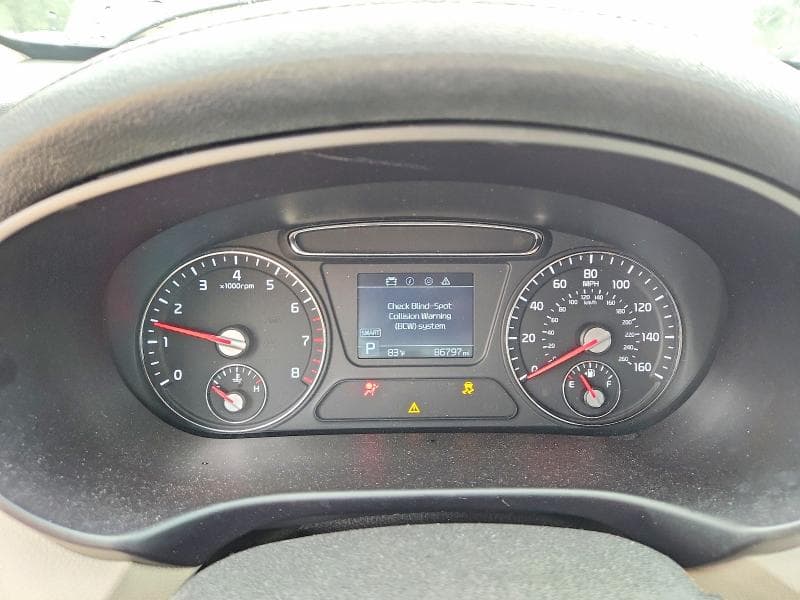 2020 KIA SORENTO LX 9