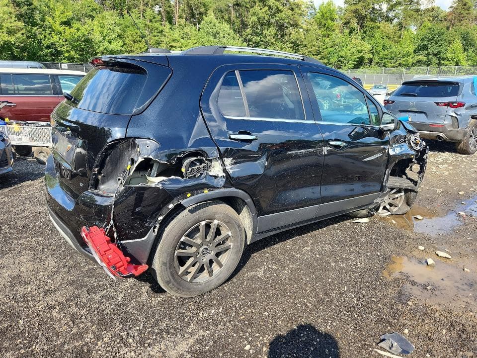 2020 CHEVROLET TRAX 1LT 3