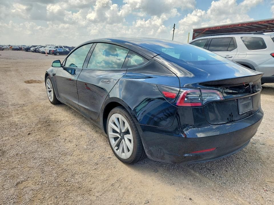 2022 TESLA MODEL 3 2