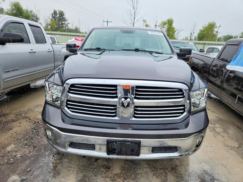 2019 RAM 1500 CLASSIC SLT 5