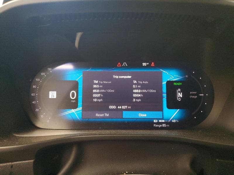 2021 VOLVO XC40 RECHARGE 9