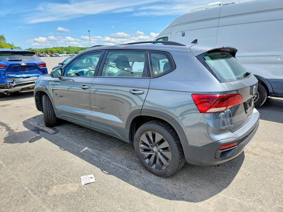 2024 VOLKSWAGEN TAOS S S 2