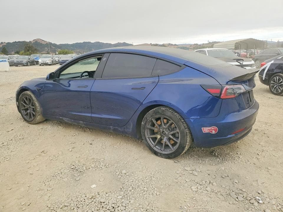 2022 TESLA MODEL 3 2