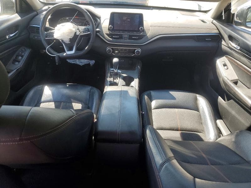 2021 NISSAN ALTIMA SR 8