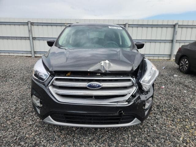 2017 FORD ESCAPE SE 5