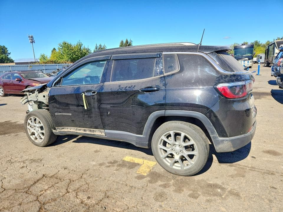 2024 JEEP COMPASS LATITUDE LUX 2