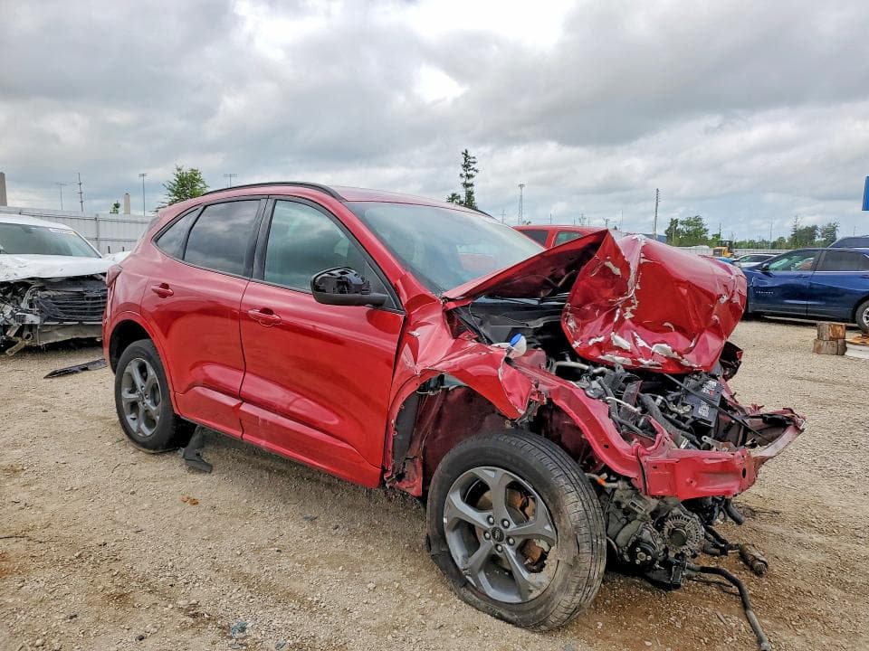 2024 FORD ESCAPE ST LINE 4