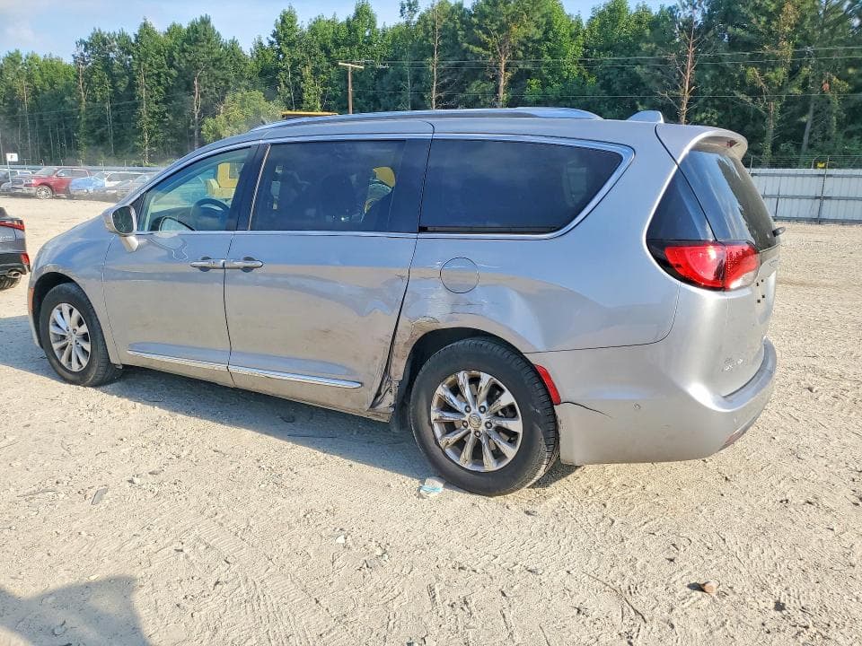 2018 CHRYSLER PACIFICA TOURING L 2