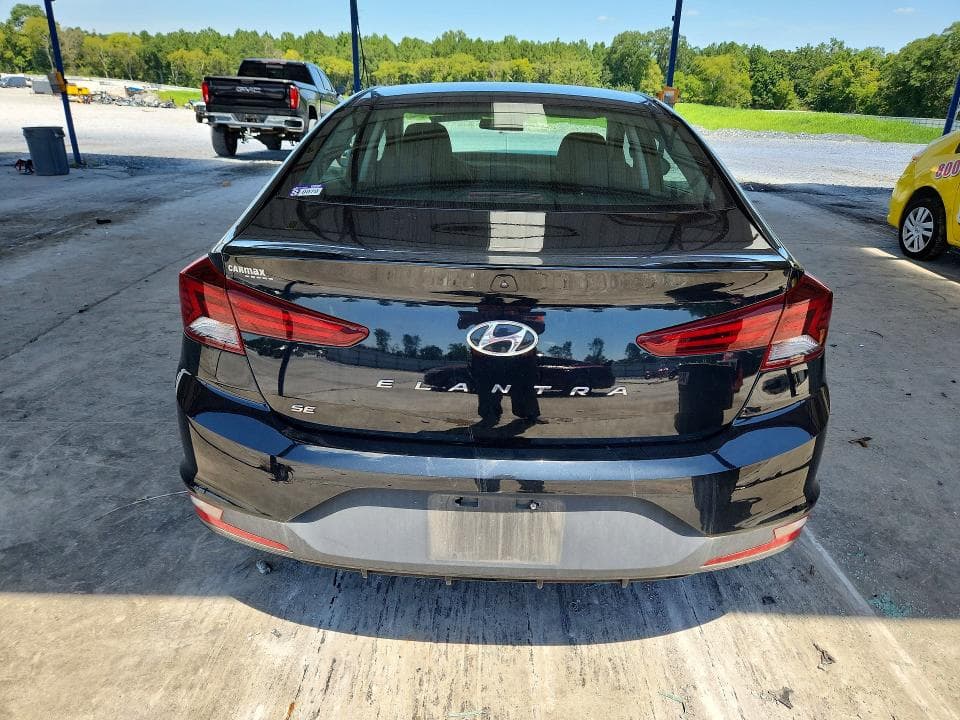 2020 HYUNDAI ELANTRA SE 6