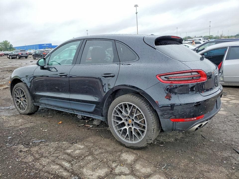 2018 PORSCHE MACAN S 2