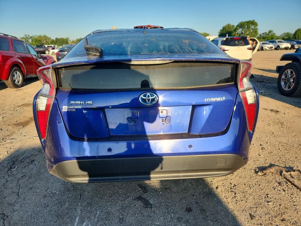 2018 TOYOTA PRIUS THREE 6