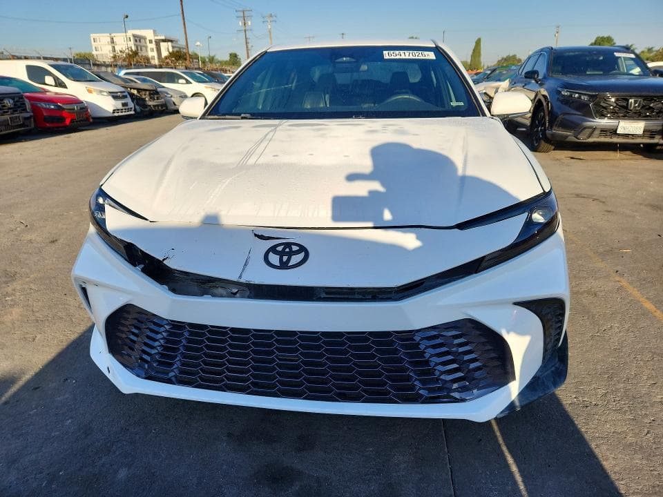 2025 TOYOTA CAMRY SE 5