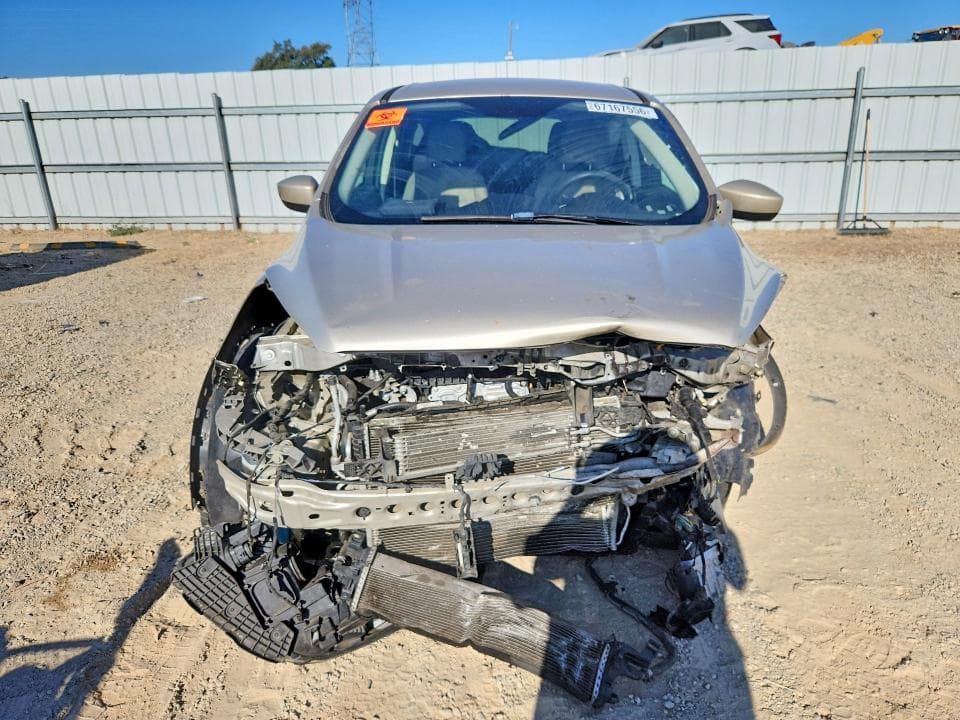 2017 FORD ESCAPE SE 5