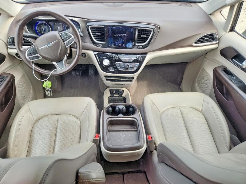 2019 CHRYSLER PACIFICA TOURING L 8