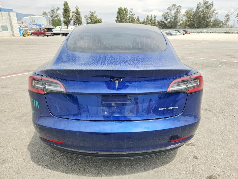 2018 TESLA MODEL 3 6