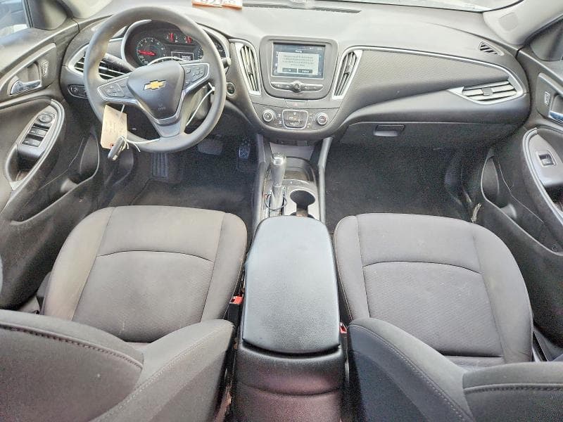 2018 CHEVROLET MALIBU LS 8