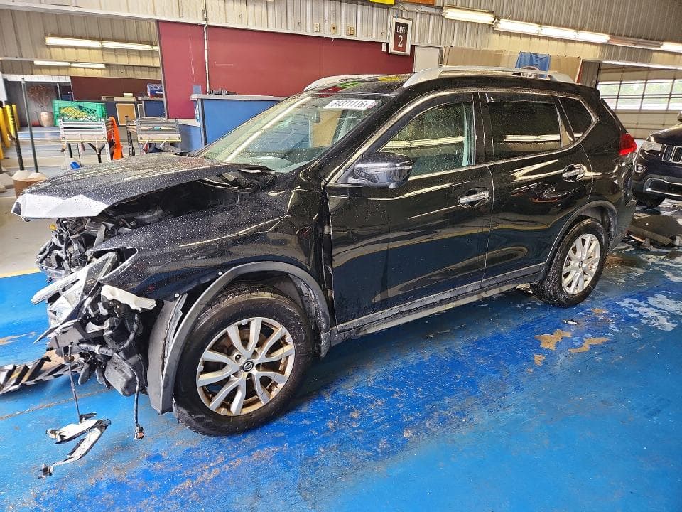 2017 NISSAN ROGUE SV