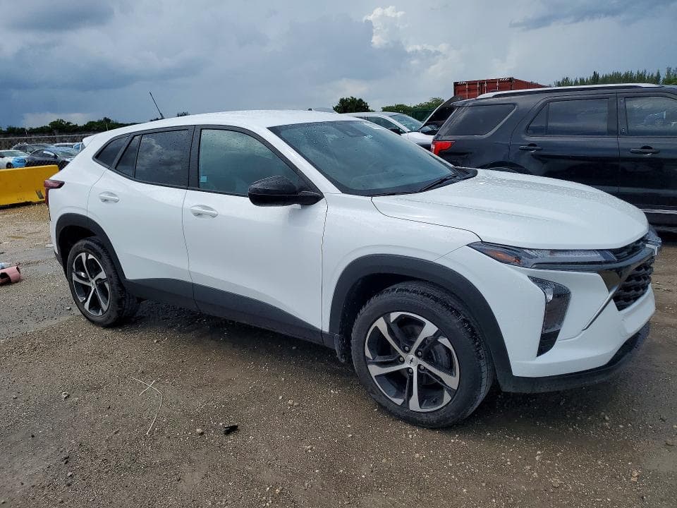 2024 CHEVROLET TRAX 1RS 4