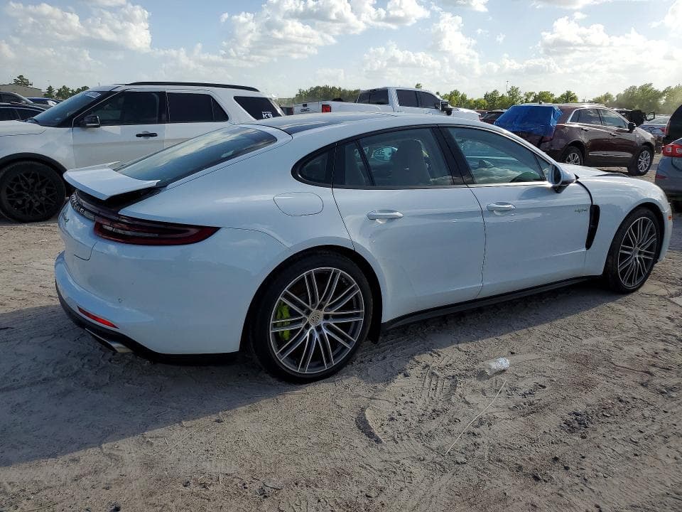 2019 PORSCHE PANAMERA 4 E-HYBRID 3