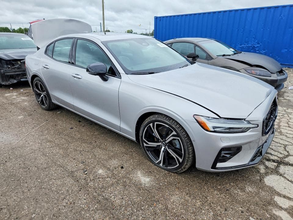 2024 VOLVO S60 PLUS 4