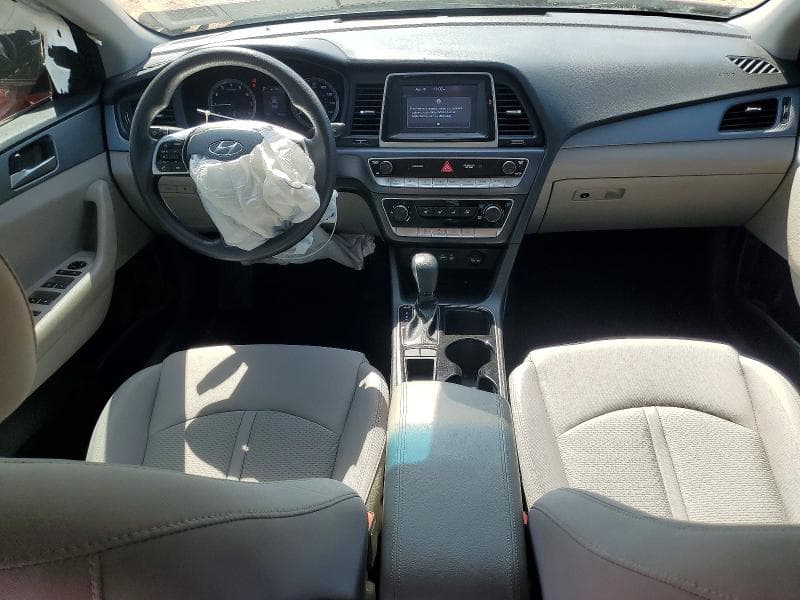 2019 HYUNDAI SONATA SE 8