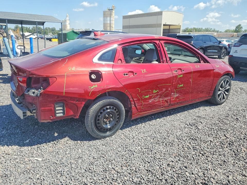 2017 CHEVROLET MALIBU LT 3