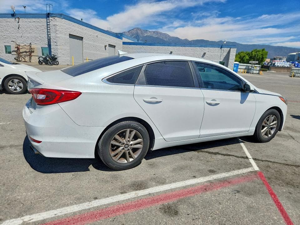 2017 HYUNDAI SONATA SE 3