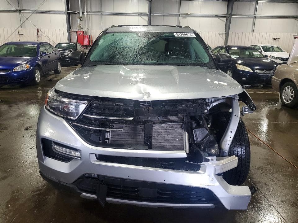 2022 FORD EXPLORER XLT 5