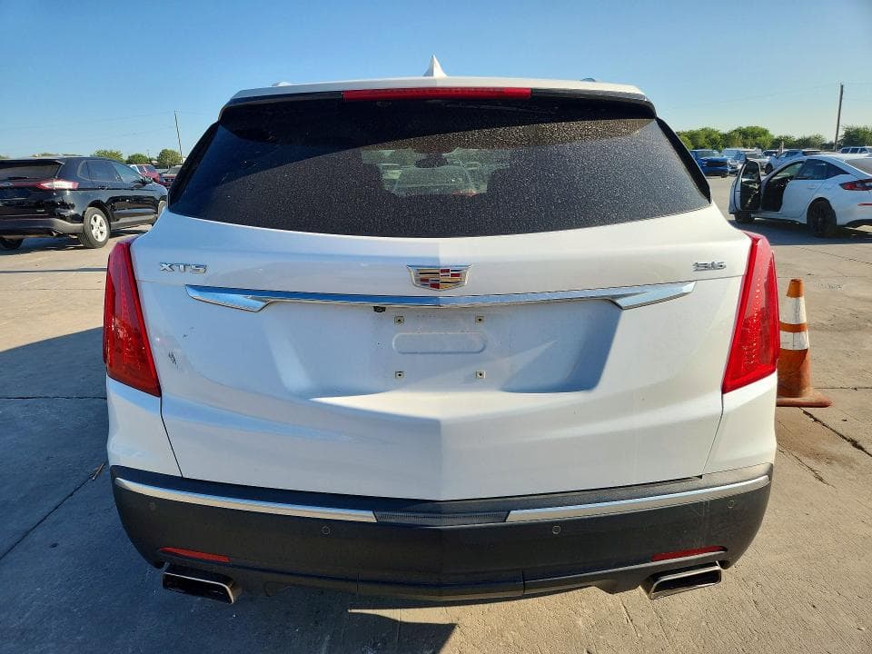 2018 CADILLAC XT5 LUXURY 6