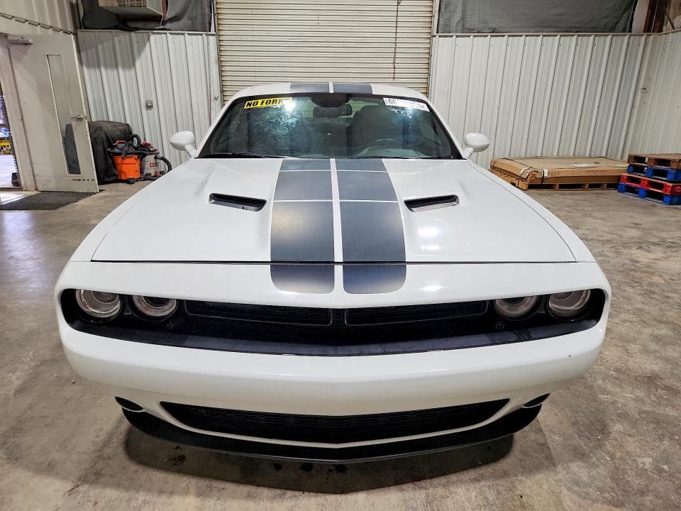 2019 DODGE CHALLENGER SXT 5